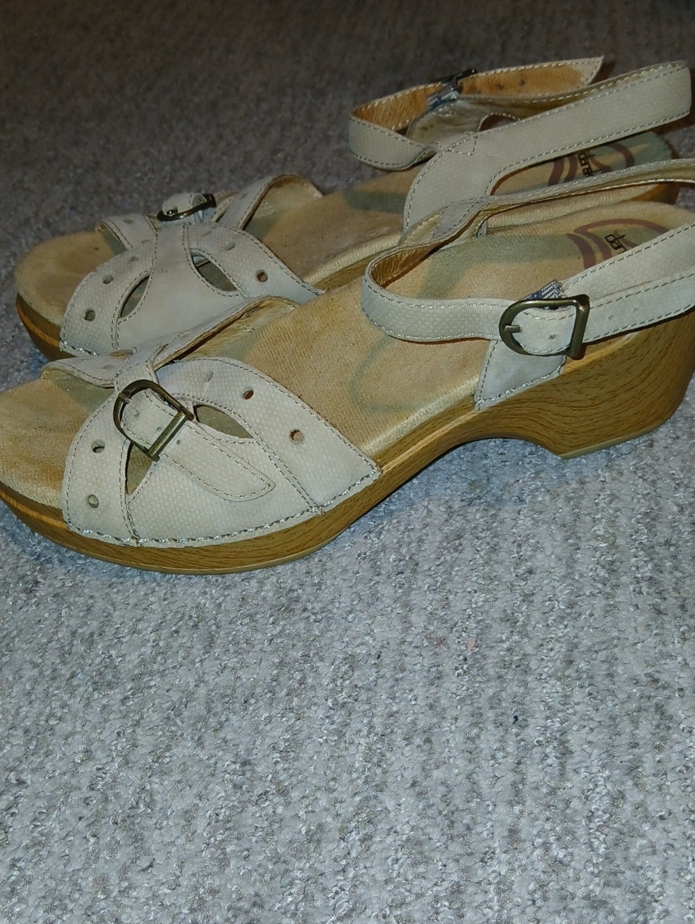 Dansko Womens Beige Leather Ankle Buckle Wedge Sandals Sz: 40/ 10